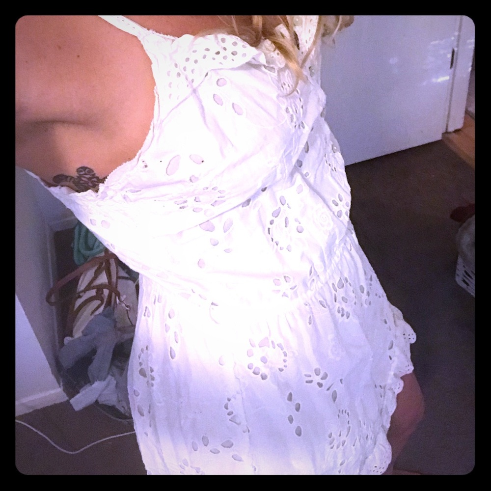 White lace eyelet boho Abercrombie dress